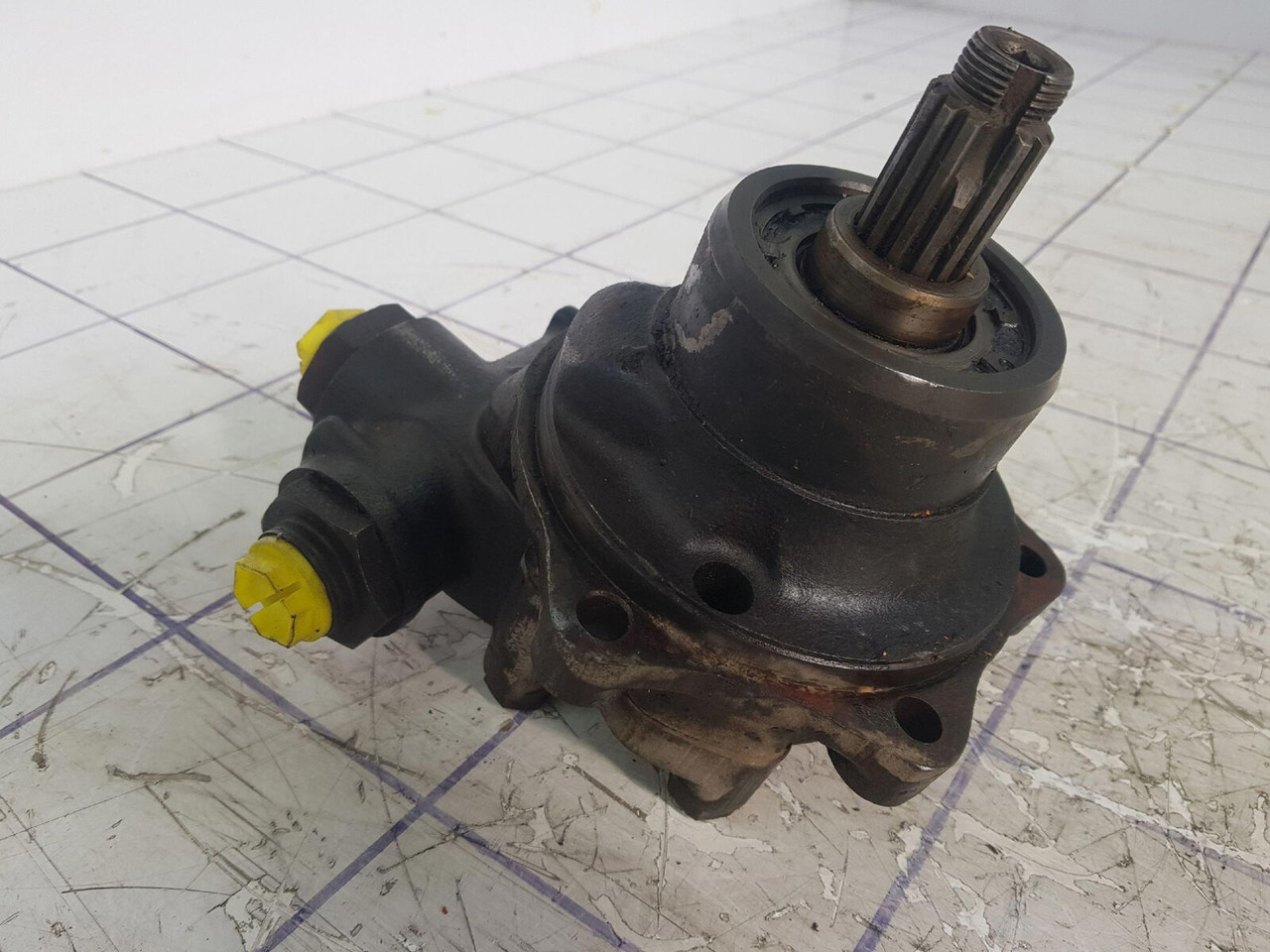 ZF steering pump - مضخة التوجيه - الرافعة: صور 4 ZF steering pump - مضخة التوجيه - الرافعة: صور 4