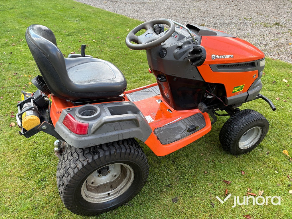 Åkgräsklippare Husqvarna GTH 260 XPT - جزازة المروج: صور 5 Åkgräsklippare Husqvarna GTH 260 XPT - جزازة المروج: صور 5