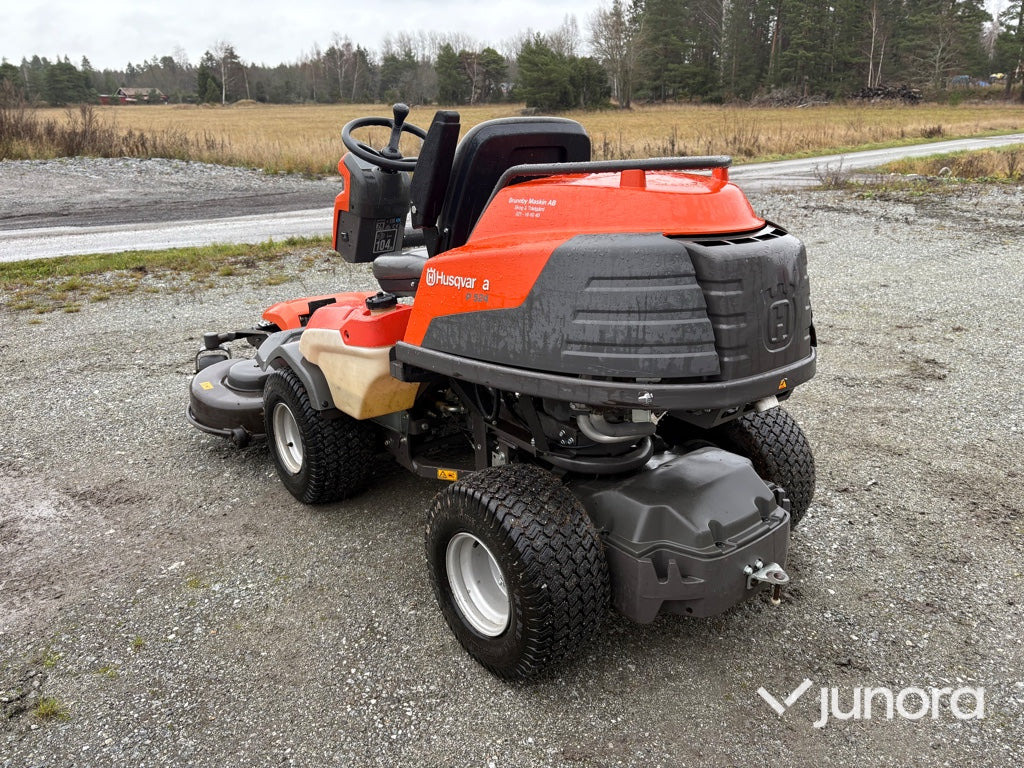 Åkgräsklippare - Husqvarna P 524 - جزازة المروج: صور 3 Åkgräsklippare - Husqvarna P 524 - جزازة المروج: صور 3