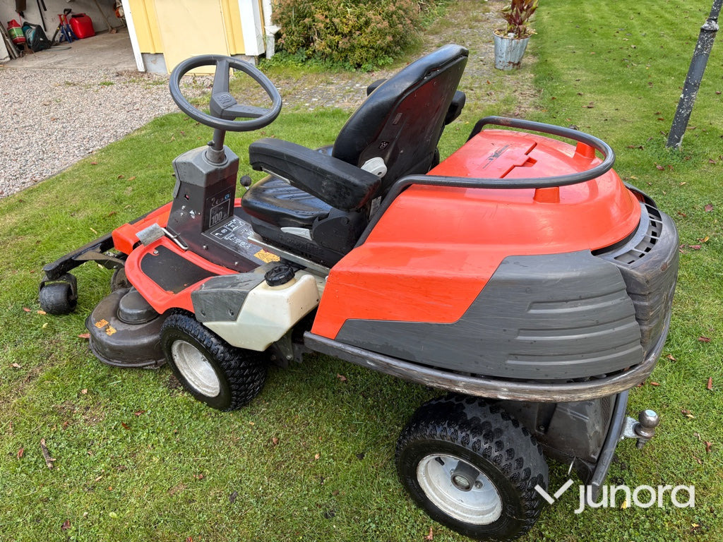 Åkgräsklippare Husqvarna PR 17 - جزازة المروج: صور 3 Åkgräsklippare Husqvarna PR 17 - جزازة المروج: صور 3