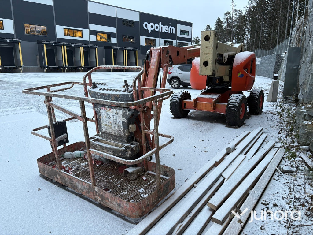 Bomlift - JLG OAJ - رافعات سلة مفصلية: صور 1 Bomlift - JLG OAJ - رافعات سلة مفصلية: صور 1