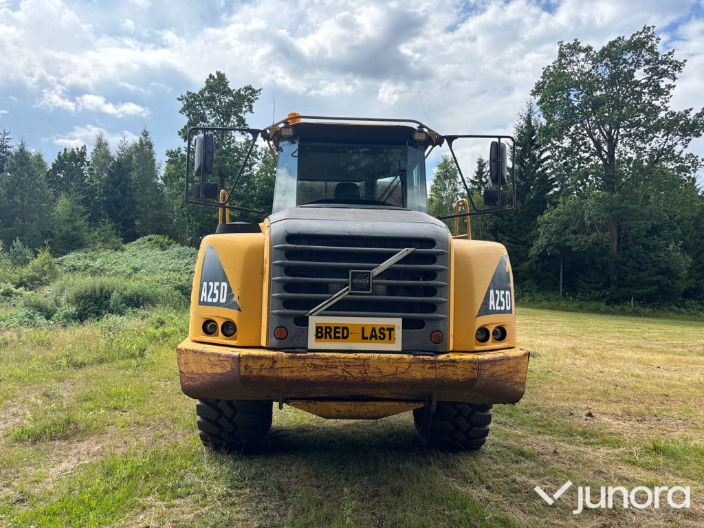 Dumper Volvo A25D - شاحنة مفصلية: صور 3 Dumper Volvo A25D - شاحنة مفصلية: صور 3