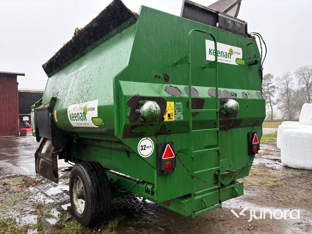 Foderblandare - Keenan, 2004 - آلة خلط وتوزيع الأعلاف: صور 5 Foderblandare - Keenan, 2004 - آلة خلط وتوزيع الأعلاف: صور 5