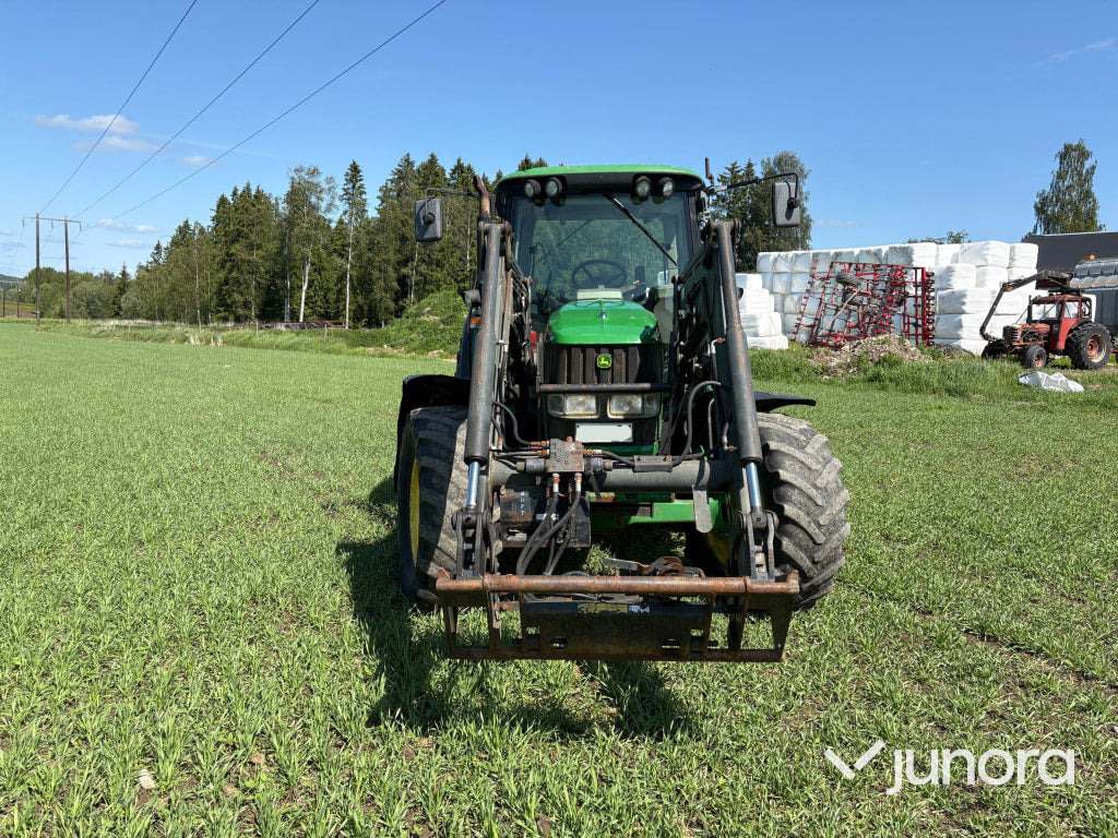 John Deere 6420 - جرار: صور 5 John Deere 6420 - جرار: صور 5