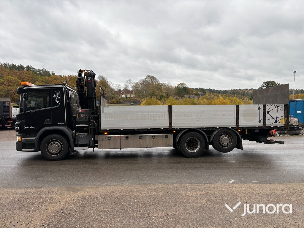 Kranbil - Scania P410 med Hiab 138 - شاحنات مسطحة, شاحنة كرين: صور 4 Kranbil - Scania P410 med Hiab 138 - شاحنات مسطحة, شاحنة كرين: صور 4