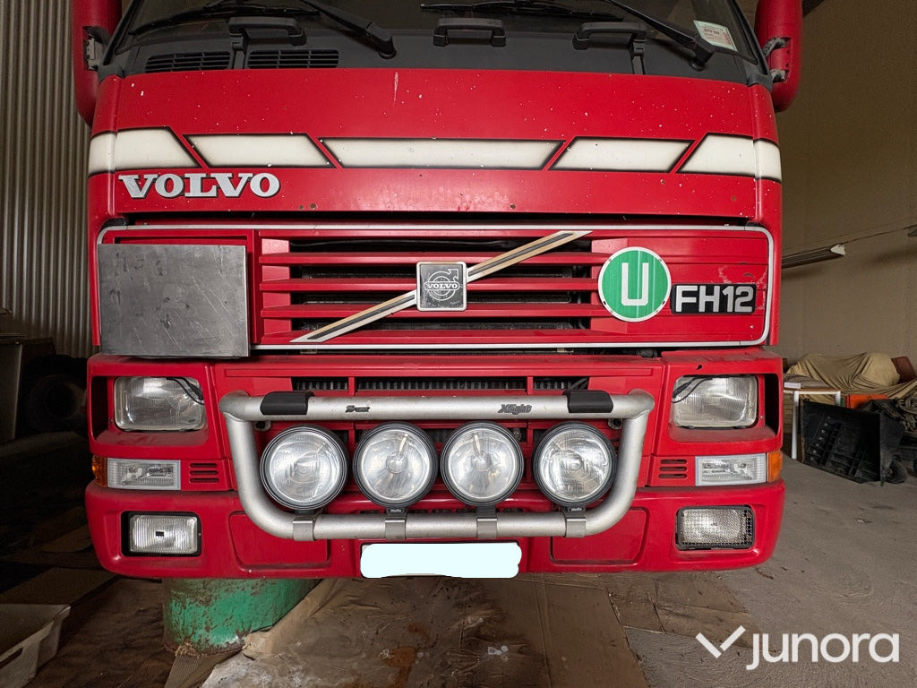 Lastbil - Volvo, FH12 6X2 - شاحنة جرار: صور 4 Lastbil - Volvo, FH12 6X2 - شاحنة جرار: صور 4