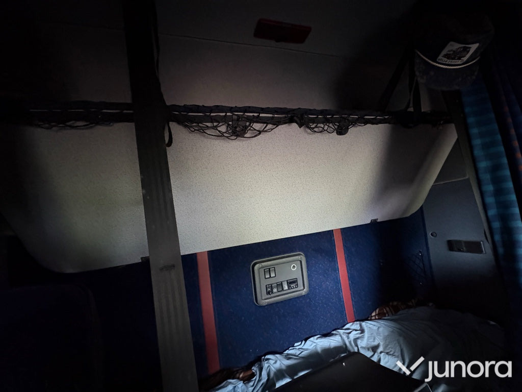 تأجير Lastbil - Volvo, FH12 6X2 Lastbil - Volvo, FH12 6X2: صور 23 تأجير Lastbil - Volvo, FH12 6X2 Lastbil - Volvo, FH12 6X2: صور 23