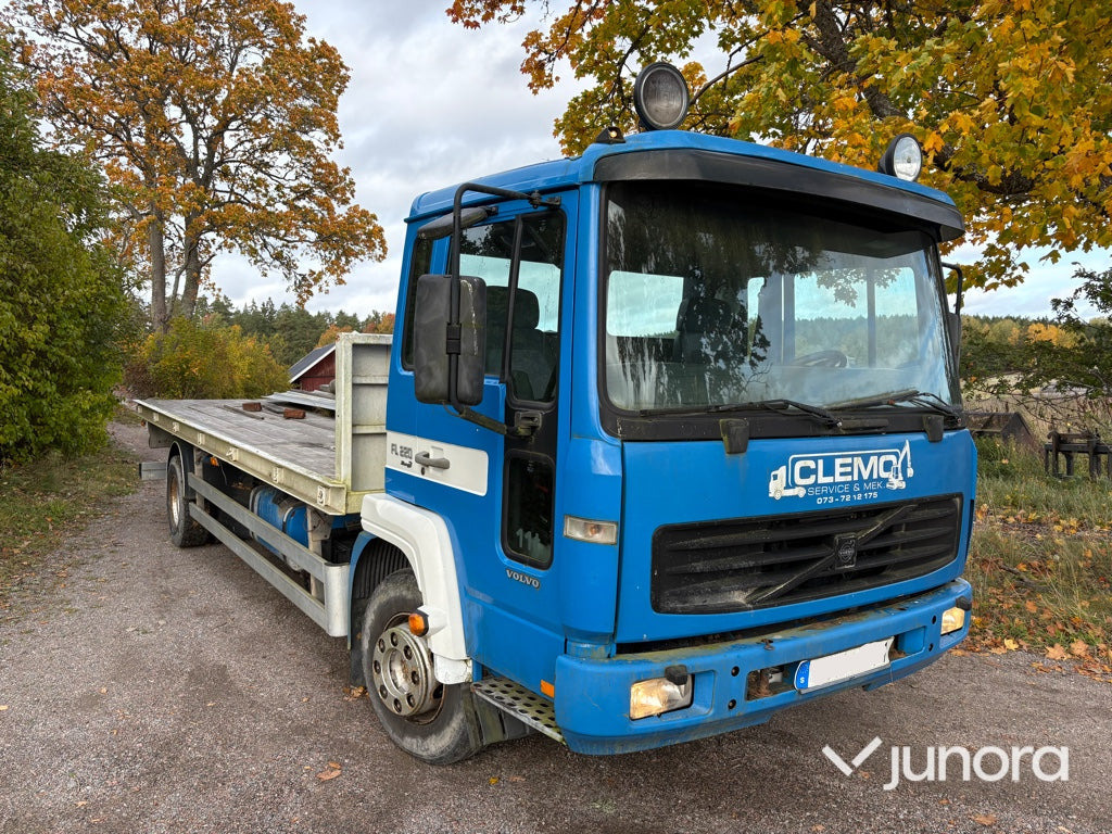 Lastbil - Volvo FL6 4X2 - شاحنات مسطحة: صور 3 Lastbil - Volvo FL6 4X2 - شاحنات مسطحة: صور 3