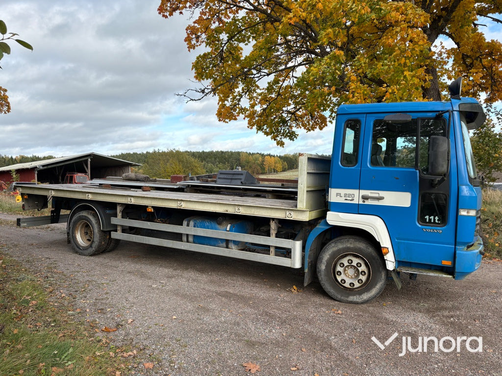 Lastbil - Volvo FL6 4X2 - شاحنات مسطحة: صور 4 Lastbil - Volvo FL6 4X2 - شاحنات مسطحة: صور 4