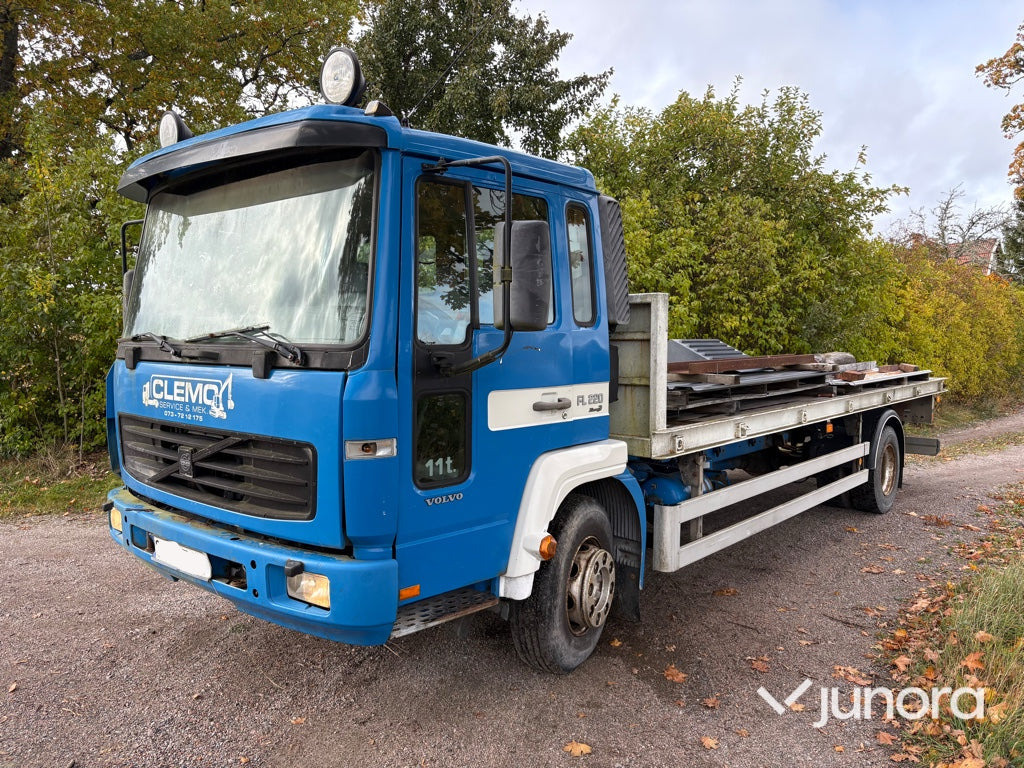 Lastbil - Volvo FL6 4X2 - شاحنات مسطحة: صور 1 Lastbil - Volvo FL6 4X2 - شاحنات مسطحة: صور 1