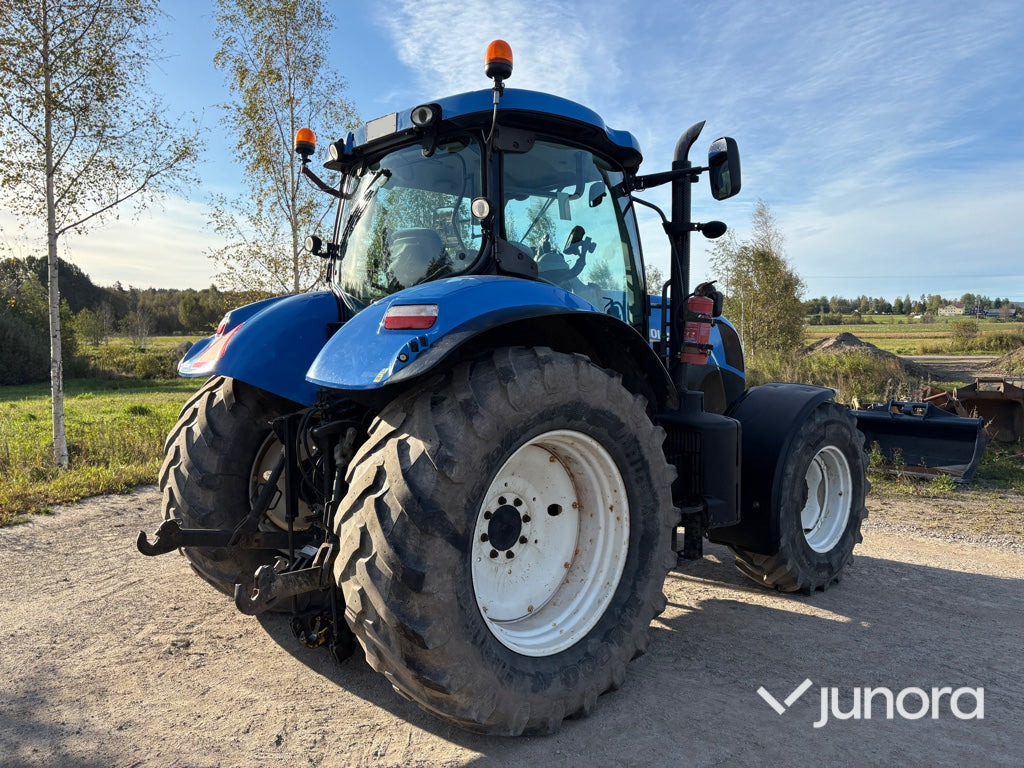New Holland T7.185 Traktor - جرار: صور 4 New Holland T7.185 Traktor - جرار: صور 4