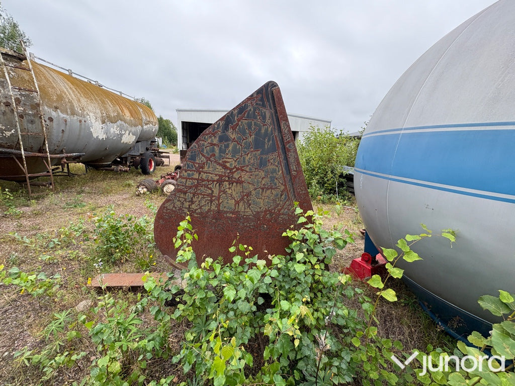 بكت شيول Skopa - Volvo BM: صور 7 بكت شيول Skopa - Volvo BM: صور 7