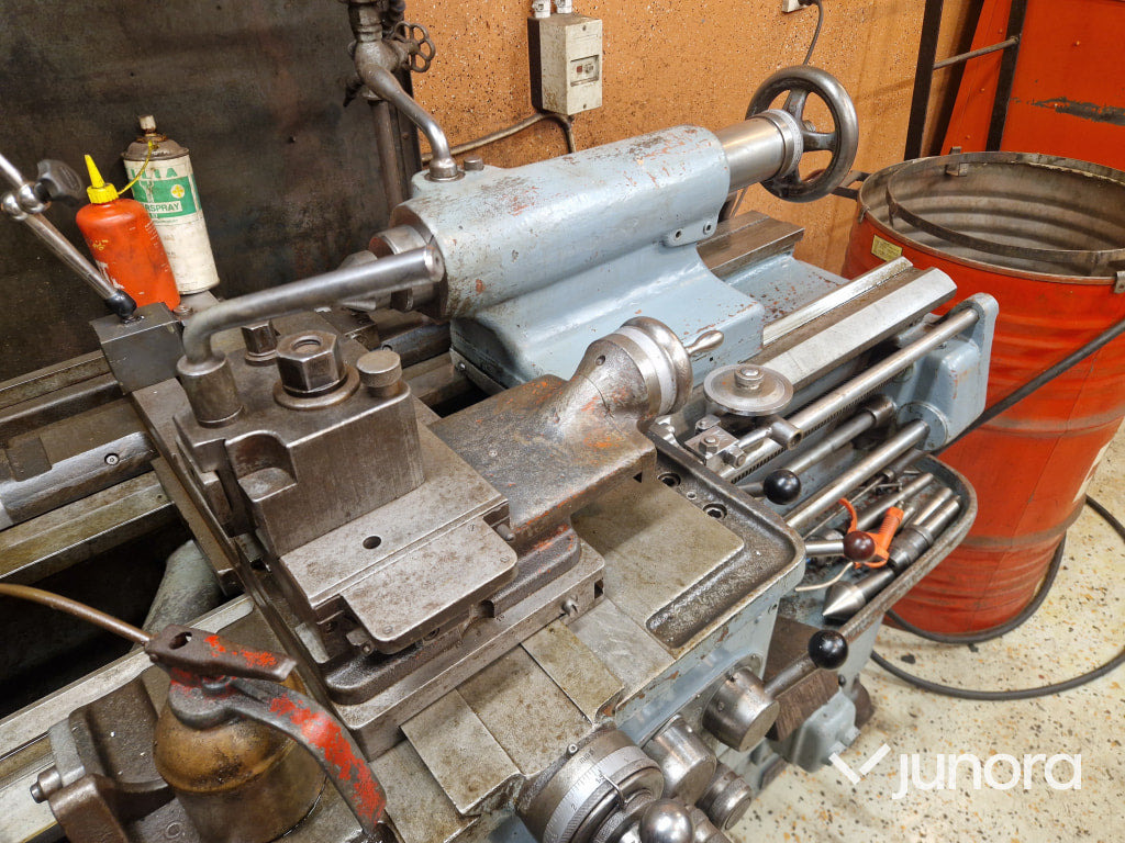 Svarv – TOS SV13R, medföljande tillbehör - مخرطة معدنية: صور 3 Svarv – TOS SV13R, medföljande tillbehör - مخرطة معدنية: صور 3