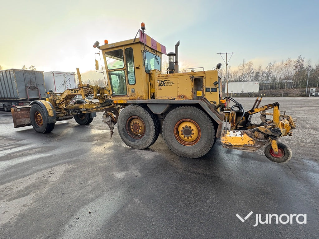 Vägskrapa - Caterpillar, 120G - ماكينات التسوية: صور 4 Vägskrapa - Caterpillar, 120G - ماكينات التسوية: صور 4