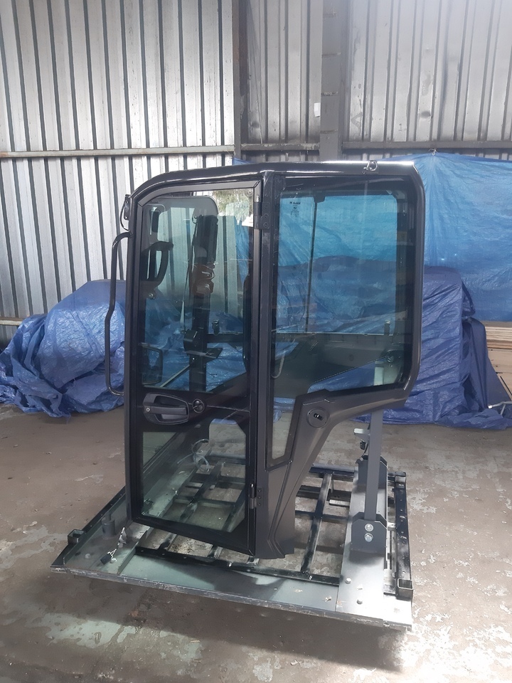 Cab for Bobcat E26,E32,E35,E42,E45,E50,E55 - الكابينة والداخلية - حفارة: صور 1 Cab for Bobcat E26,E32,E35,E42,E45,E50,E55 - الكابينة والداخلية - حفارة: صور 1