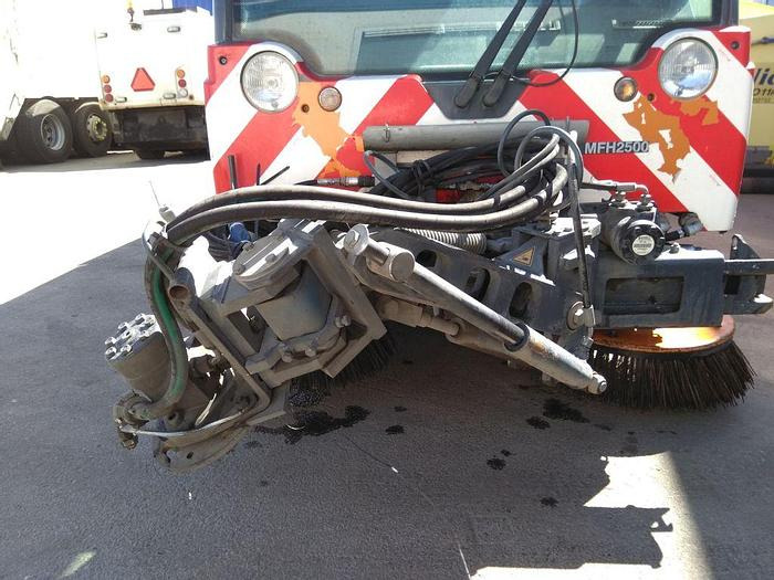 سياره كنس شوارع Aebi MFH2500: صور 11
