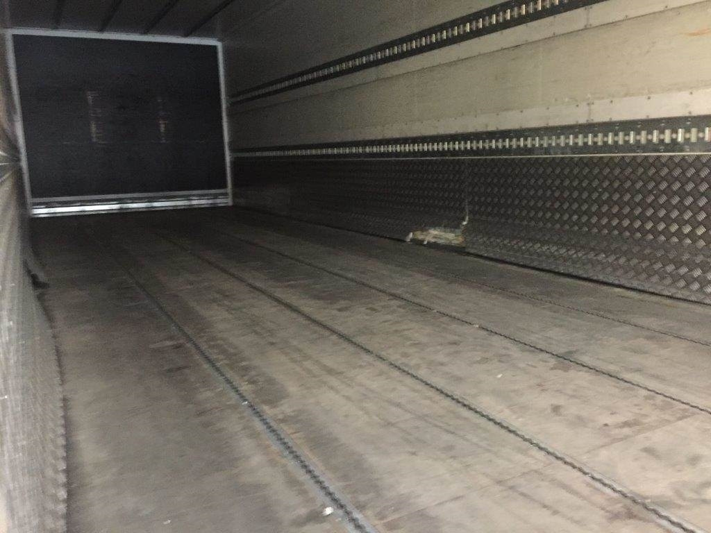 8,25 mtr kasse - بصندوق مغلق: صور 3 8,25 mtr kasse - بصندوق مغلق: صور 3