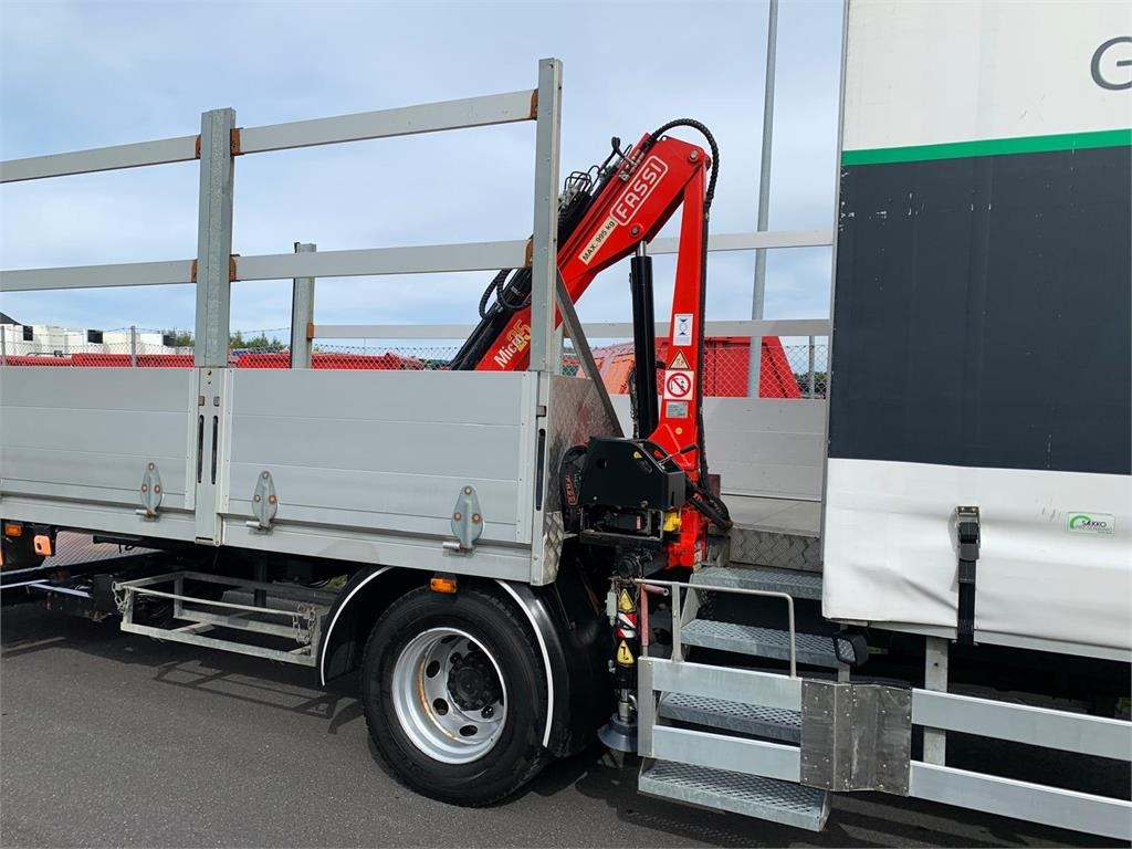 DAF LF210 4x2 FA - شاحنة كرين: صور 3 DAF LF210 4x2 FA - شاحنة كرين: صور 3