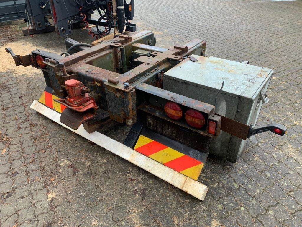 HMF 20,5 T-M kran konsol med træktravers - ونش كرين: صور 2 HMF 20,5 T-M kran konsol med træktravers - ونش كرين: صور 2