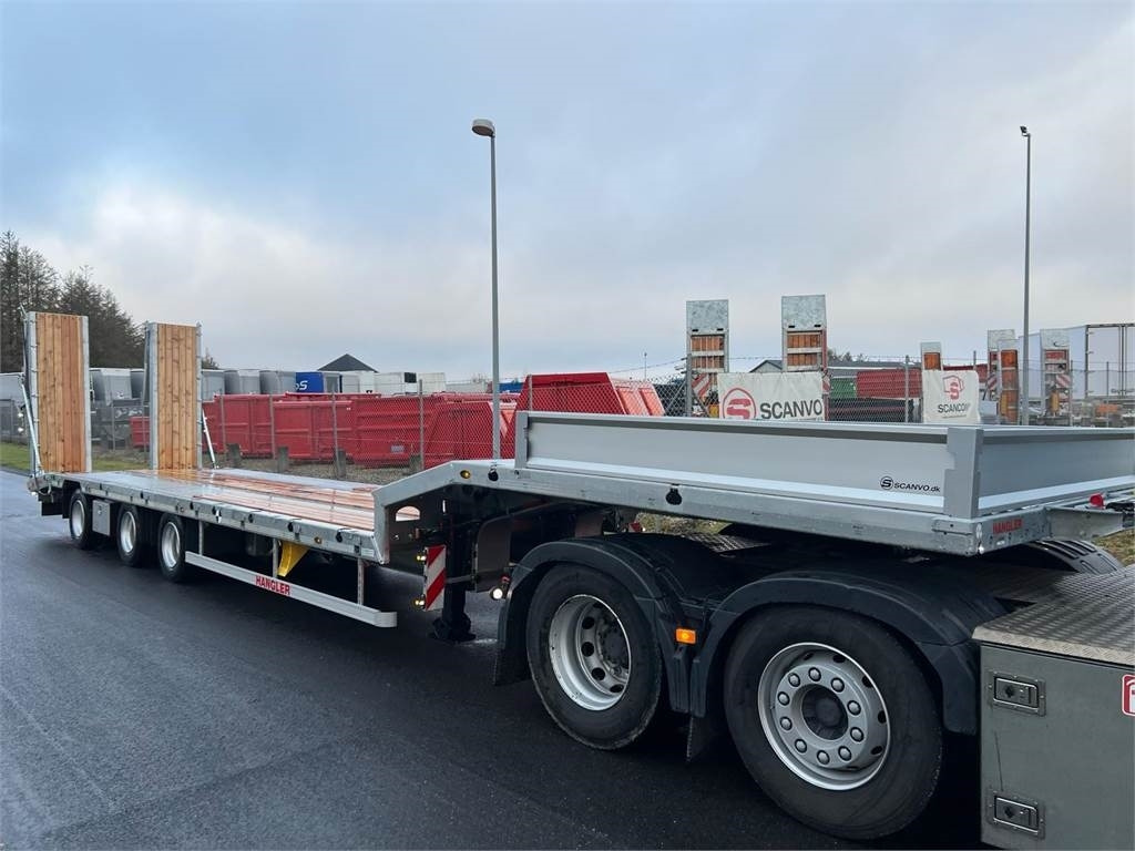 Hangler SDS-H 510-T 3-aks maskintrailer - dobbelt ramper - عربة مسطحة منخفضة نصف مقطورة: صور 3 Hangler SDS-H 510-T 3-aks maskintrailer - dobbelt ramper - عربة مسطحة منخفضة نصف مقطورة: صور 3