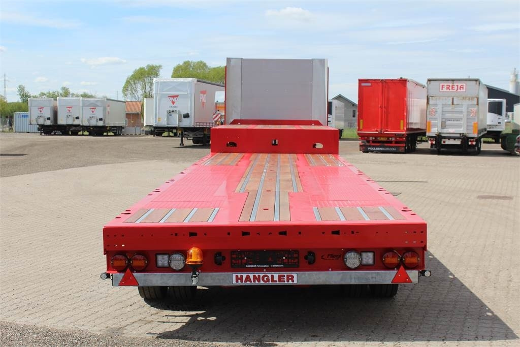 Hangler SVS 580 T 4 akslet nedbygget - عربة مسطحة منخفضة نصف مقطورة: صور 4 Hangler SVS 580 T 4 akslet nedbygget - عربة مسطحة منخفضة نصف مقطورة: صور 4