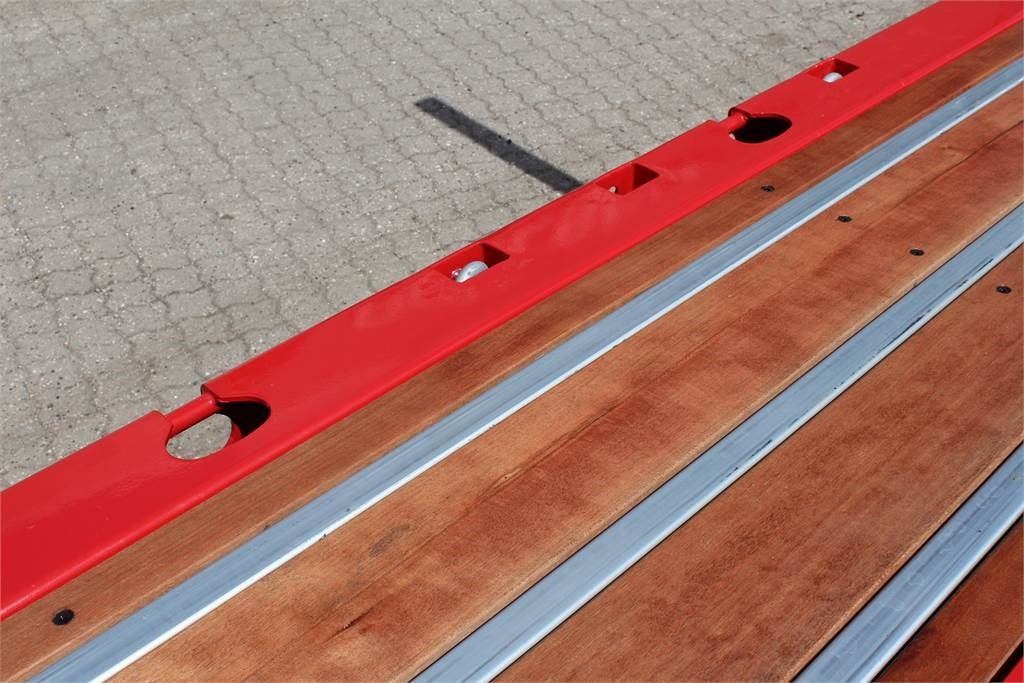 Hangler SVS 580 T 4 akslet nedbygget - عربة مسطحة منخفضة نصف مقطورة: صور 5 Hangler SVS 580 T 4 akslet nedbygget - عربة مسطحة منخفضة نصف مقطورة: صور 5