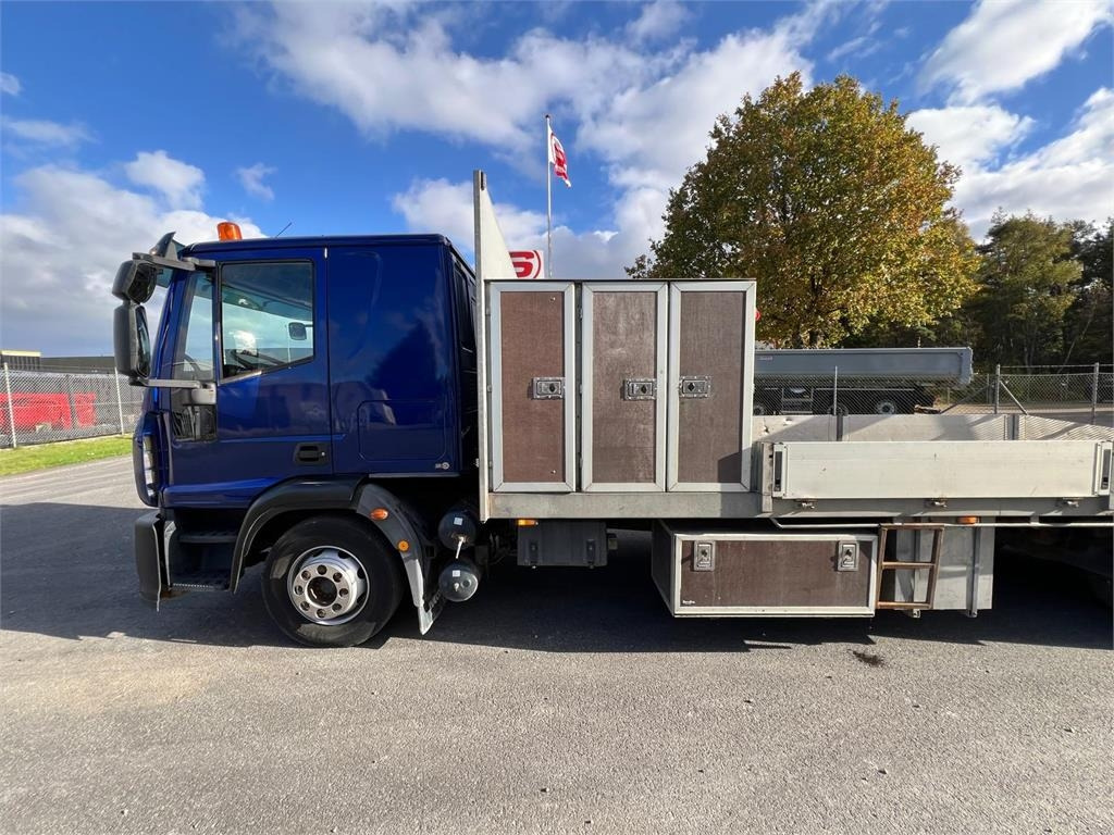 شاحنة نقل سيارات شاحنة Iveco Euro Cargo 120 E22: صور 8
