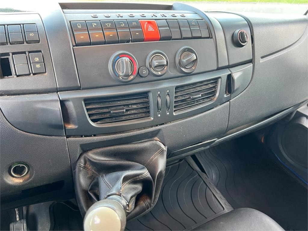 شاحنة نقل سيارات شاحنة Iveco Euro Cargo 120 E22: صور 20