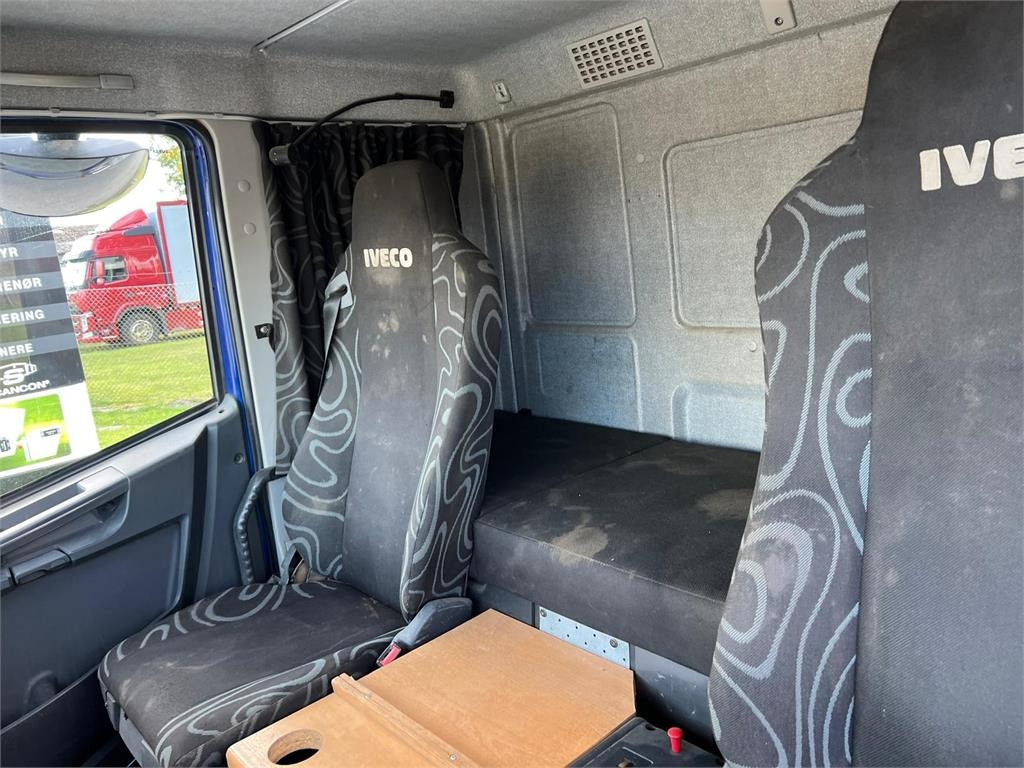 شاحنة نقل سيارات شاحنة Iveco Euro Cargo 120 E22: صور 9
