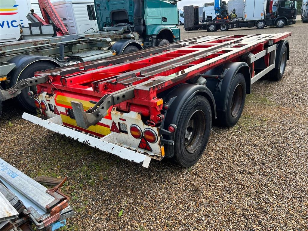 Kel-Berg D24B3 6,0 - 6,5 mtr. containere - مقطورة هوك ليفت/ لود لوجر: صور 1 Kel-Berg D24B3 6,0 - 6,5 mtr. containere - مقطورة هوك ليفت/ لود لوجر: صور 1