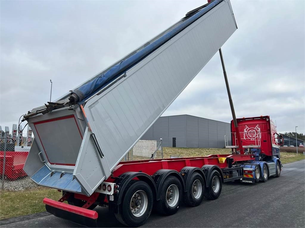 Langendorf 36 m3 4 akslet SKA 36 alu tiptrailer - قلابة نصف مقطورة: صور 1 Langendorf 36 m3 4 akslet SKA 36 alu tiptrailer - قلابة نصف مقطورة: صور 1