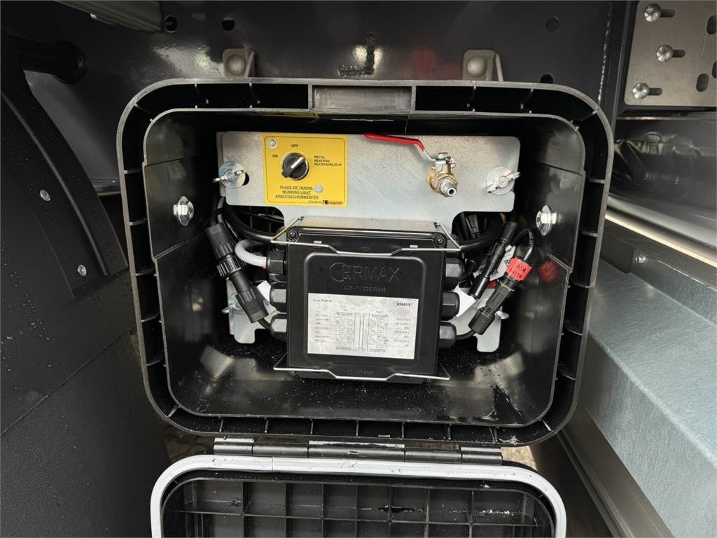 أرضية المشي نصف مقطورة Legras 91,8 m3 - VBK Aut. presenning: صور 11 أرضية المشي نصف مقطورة Legras 91,8 m3 - VBK Aut. presenning: صور 11