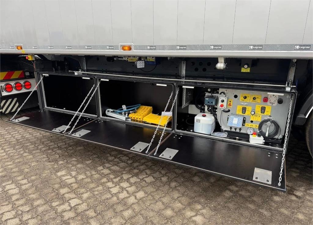 Legras 91m3 - Eco top aut presenning - أرضية المشي نصف مقطورة: صور 3 Legras 91m3 - Eco top aut presenning - أرضية المشي نصف مقطورة: صور 3