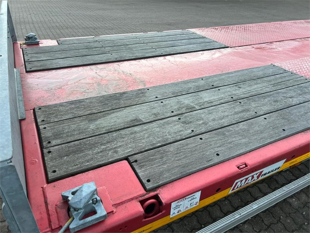 MAX Trailer MAX 300 - 7000 mm + ramper - شاحنة نقل سيارات مقطورة: صور 4 MAX Trailer MAX 300 - 7000 mm + ramper - شاحنة نقل سيارات مقطورة: صور 4