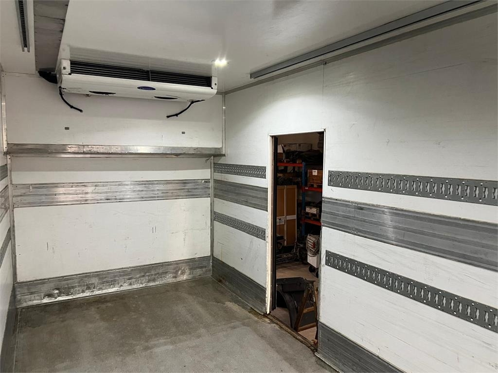 Mercedes-Benz Actros 2530 L 6x2*4 - مبردة شاحنة: صور 4 Mercedes-Benz Actros 2530 L 6x2*4 - مبردة شاحنة: صور 4