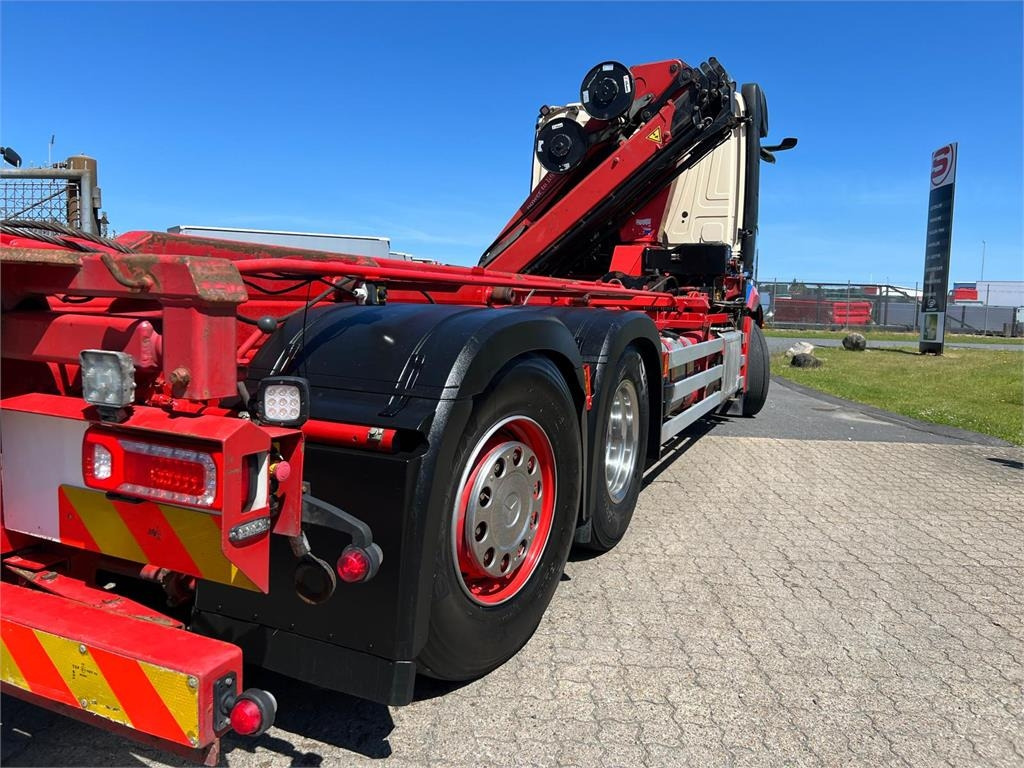 Mercedes-Benz Antos 2545 - HMF 1520K-RCkran - شاحنات قابلة للفك شاحنة: صور 3 Mercedes-Benz Antos 2545 - HMF 1520K-RCkran - شاحنات قابلة للفك شاحنة: صور 3