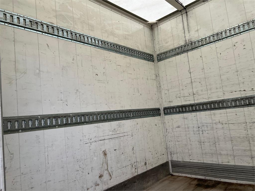 Mercedes-Benz Atego 1224 LnR - بصندوق مغلق شاحنة: صور 4 Mercedes-Benz Atego 1224 LnR - بصندوق مغلق شاحنة: صور 4