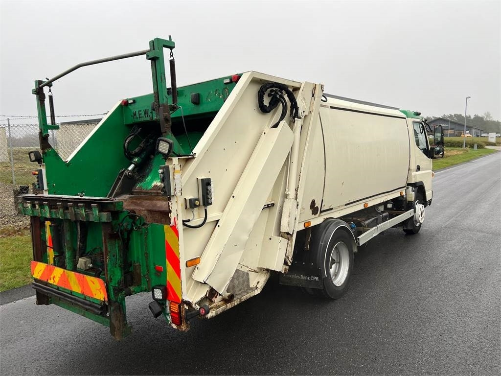 Mitsubishi Fuso CANTER 9C18 - شاحنة القمامة: صور 2 Mitsubishi Fuso CANTER 9C18 - شاحنة القمامة: صور 2
