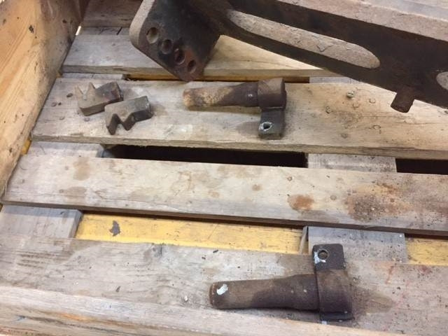 Scania Sneplovbeslag frontplade til Scania - كأس مترعة - شاحنة: صور 3 Scania Sneplovbeslag frontplade til Scania - كأس مترعة - شاحنة: صور 3