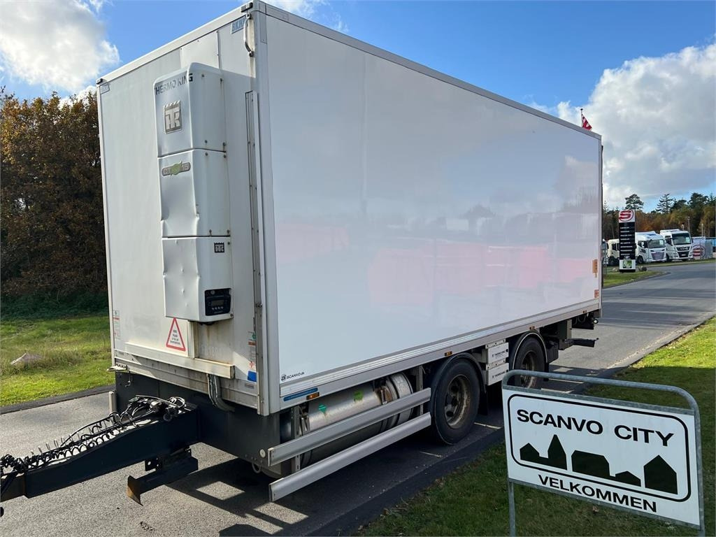 Volvo FM420 + 2 akslet kærre 2-Temps - مبردة شاحنة: صور 2 Volvo FM420 + 2 akslet kærre 2-Temps - مبردة شاحنة: صور 2