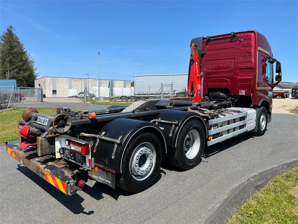 Volvo FM430 - شاحنة ذات الخطاف: صور 4 Volvo FM430 - شاحنة ذات الخطاف: صور 4