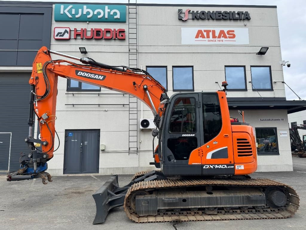 Doosan DX 140 LCR-5 Pyörittäjällä - حفارات زحافة: صور 1 Doosan DX 140 LCR-5 Pyörittäjällä - حفارات زحافة: صور 1