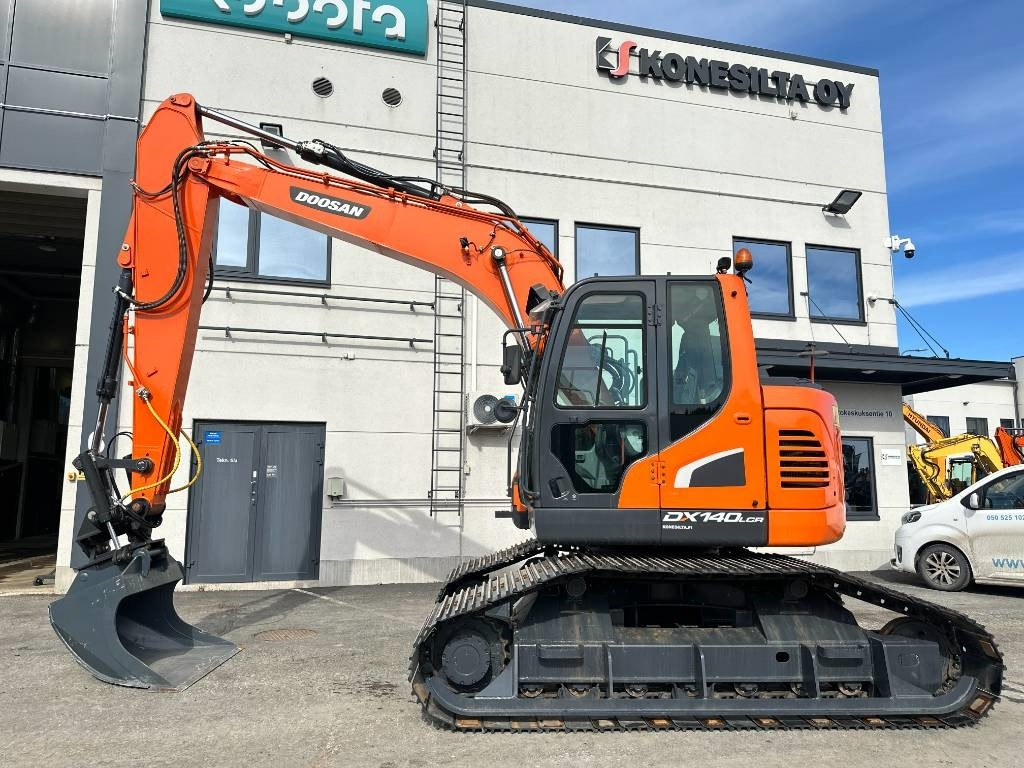 Doosan DX 140 LCR-5 metsäalusta - حفارات زحافة: صور 1 Doosan DX 140 LCR-5 metsäalusta - حفارات زحافة: صور 1