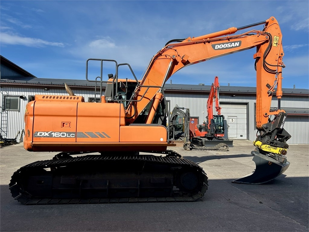 Doosan DX160LC-3 KALLISTAJA+PYÖRITTÄJÄ - حفارات زحافة: صور 5 Doosan DX160LC-3 KALLISTAJA+PYÖRITTÄJÄ - حفارات زحافة: صور 5