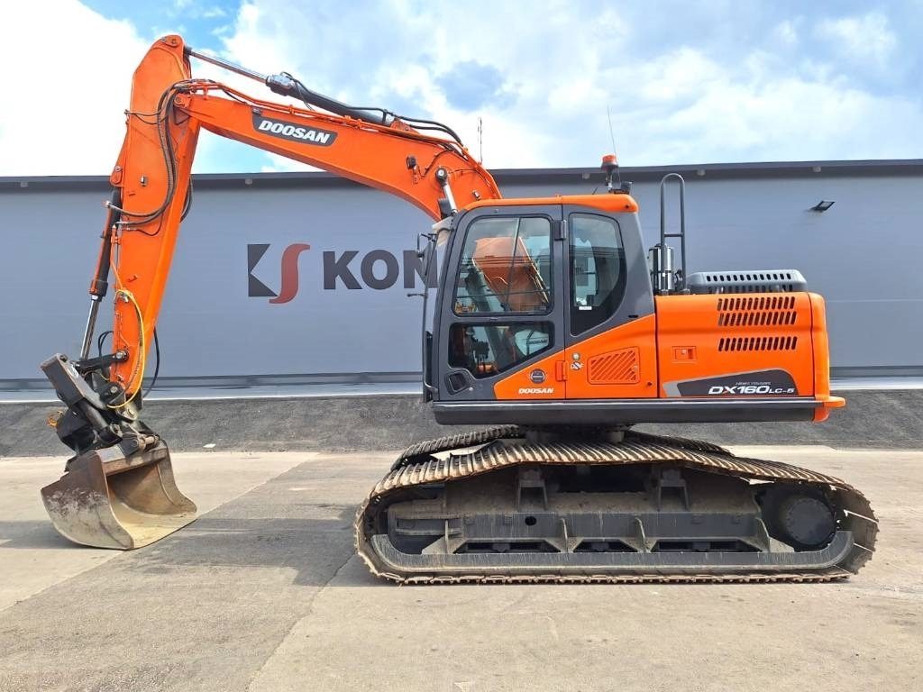 Doosan DX160LCH-5 METSÄMALLI KALLISTAJALLA - حفارات زحافة: صور 1 Doosan DX160LCH-5 METSÄMALLI KALLISTAJALLA - حفارات زحافة: صور 1