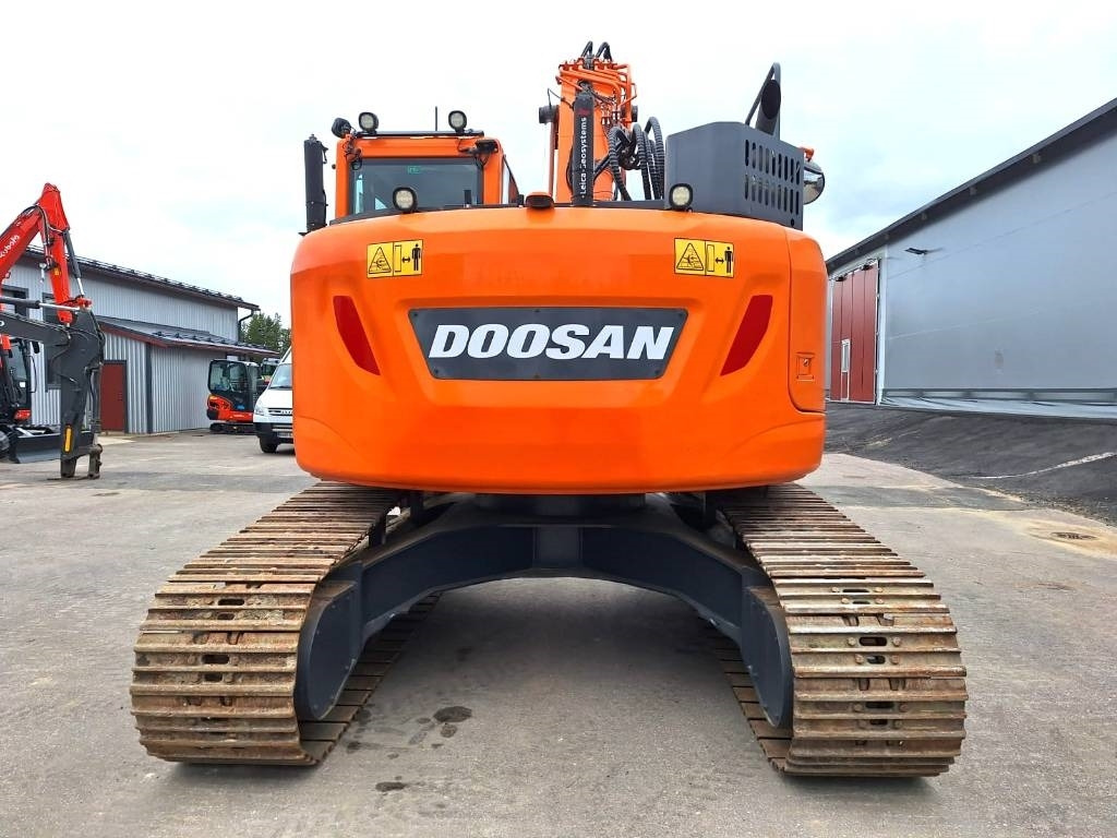 Doosan MYYTY! SOLD! DX235LCR-5 PYÖRITTÄJÄ - حفارات زحافة: صور 3 Doosan MYYTY! SOLD! DX235LCR-5 PYÖRITTÄJÄ - حفارات زحافة: صور 3