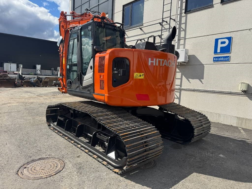 Hitachi MYYTY! SOLD! ZX135USL-6 -SUOALUSTA- - حفارات زحافة: صور 3 Hitachi MYYTY! SOLD! ZX135USL-6 -SUOALUSTA- - حفارات زحافة: صور 3
