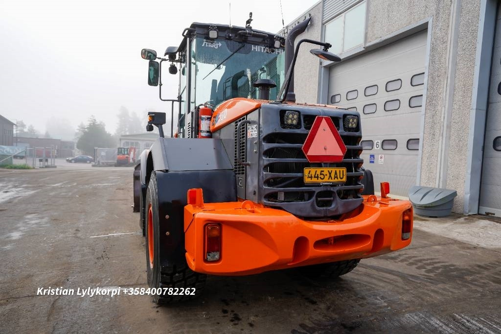 Hitachi ZW150 LONGBOOM  - اللودر بعجل: صور 3 Hitachi ZW150 LONGBOOM  - اللودر بعجل: صور 3