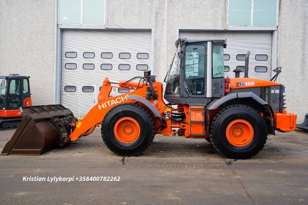 Hitachi ZW150 LONGBOOM  - اللودر بعجل: صور 1 Hitachi ZW150 LONGBOOM  - اللودر بعجل: صور 1