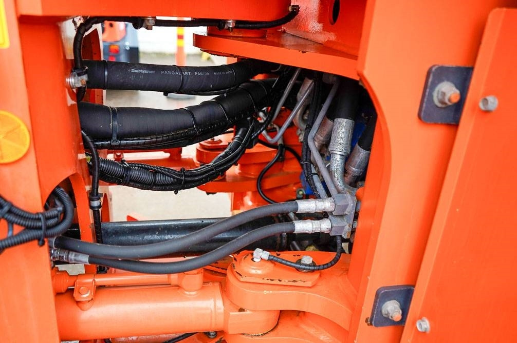 اللودر بعجل Hitachi ZW150 PITKÄT AISAT, VAAKA: صور 15